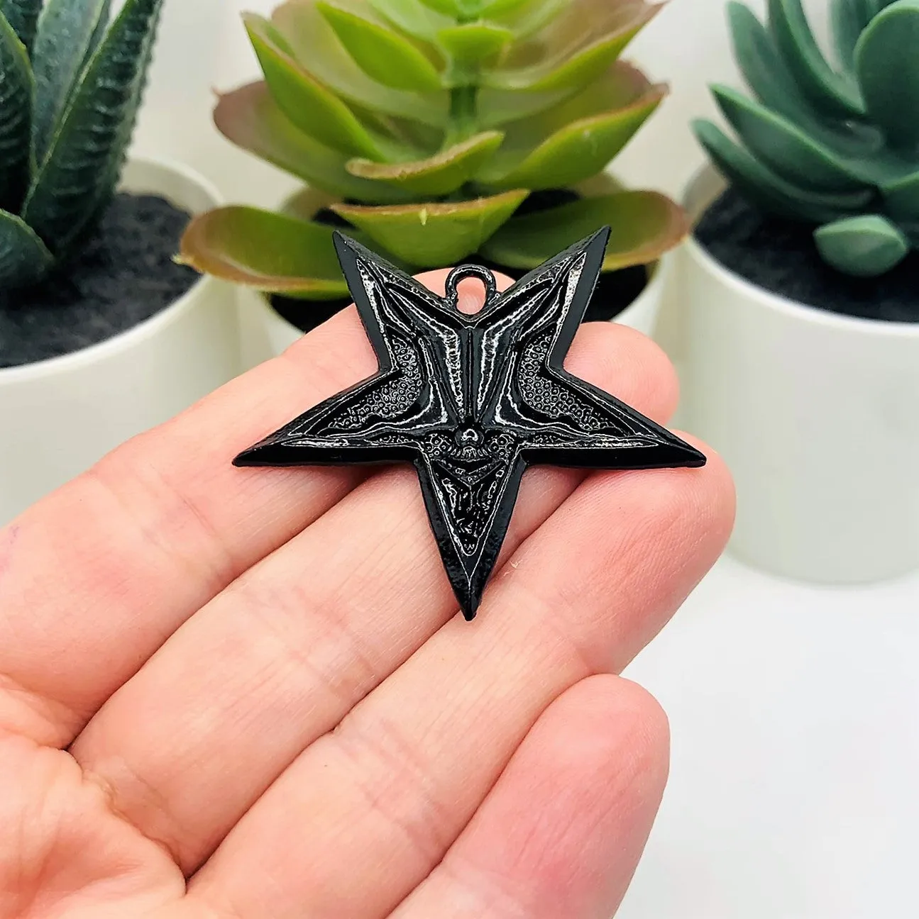 1, 4 or 20 Pieces: Black Enamel Demon Pentagram Pendants