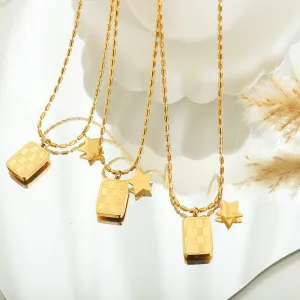 18K Gold Fashionable Simple Square Star Double Plate Design Pendant Necklace