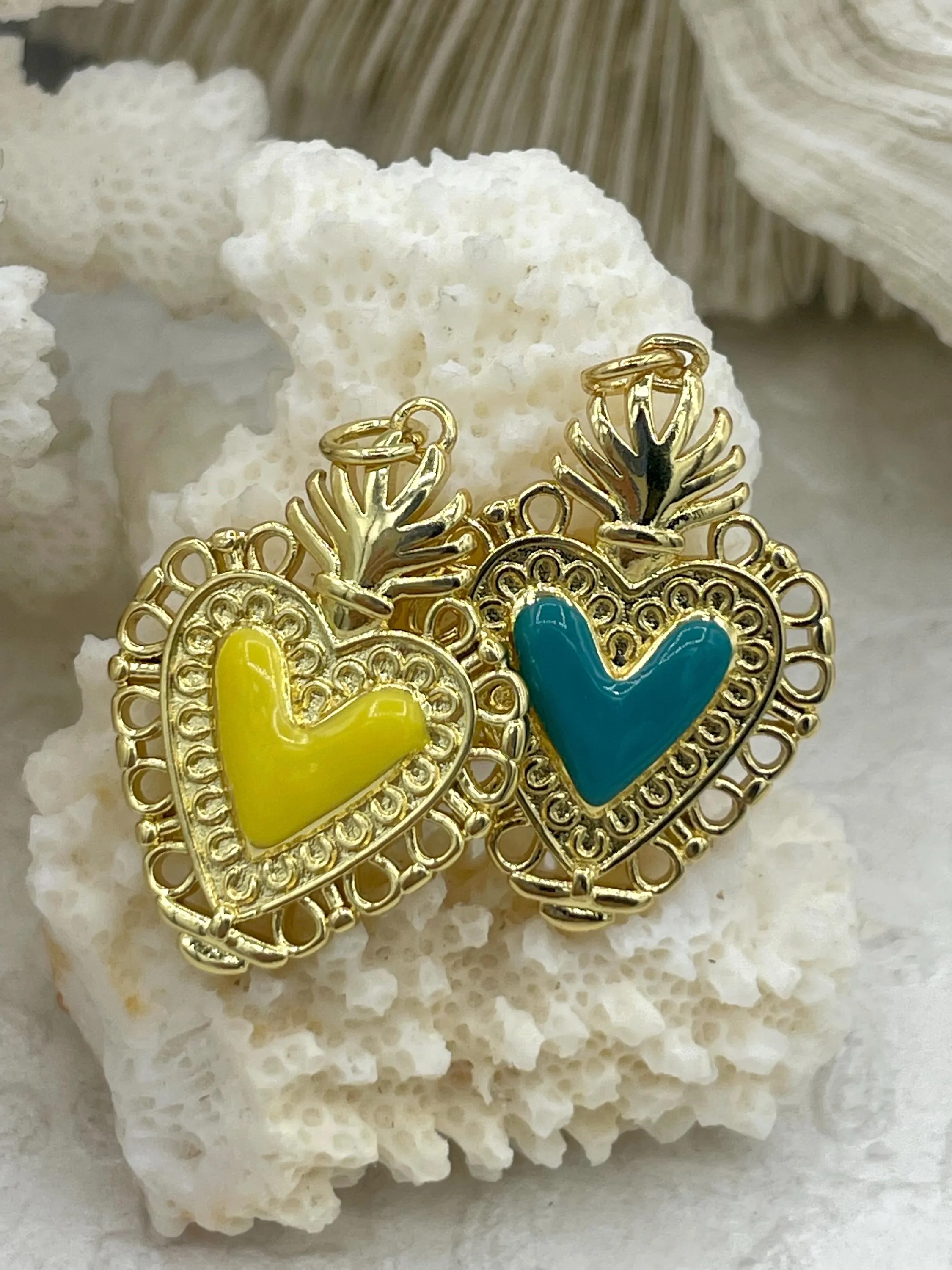 Colorful Enamel and Gold Heart Pendants, Gold Heart Charms, 6 Colors, Enamel and Gold Plated Brass Pendants, Colorful Hearts, Fast Ship.