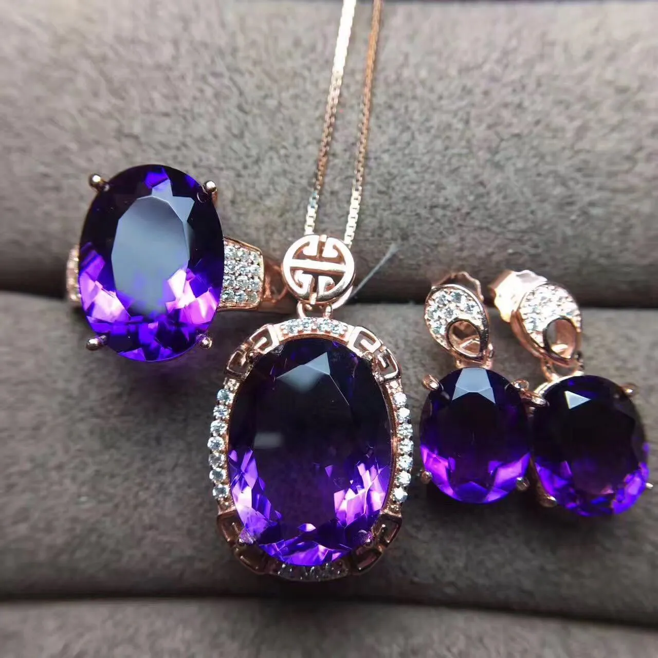 Elegant Amethyst Set Boutique Amethyst Inlaid Crystals Silver