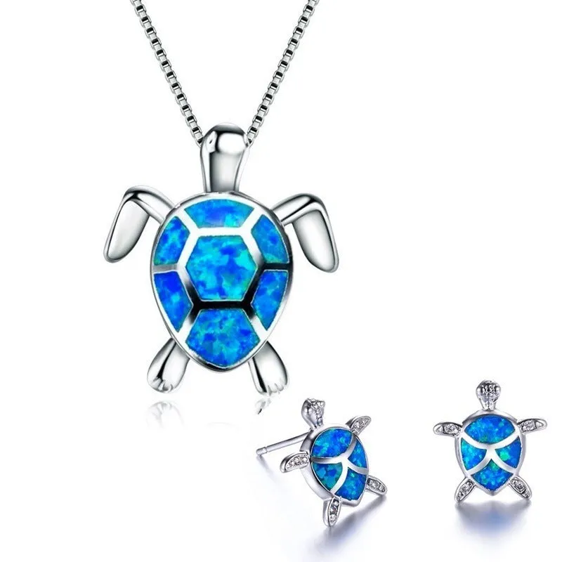 Fashion Turtle Simple Necklace Stud Earrings Set