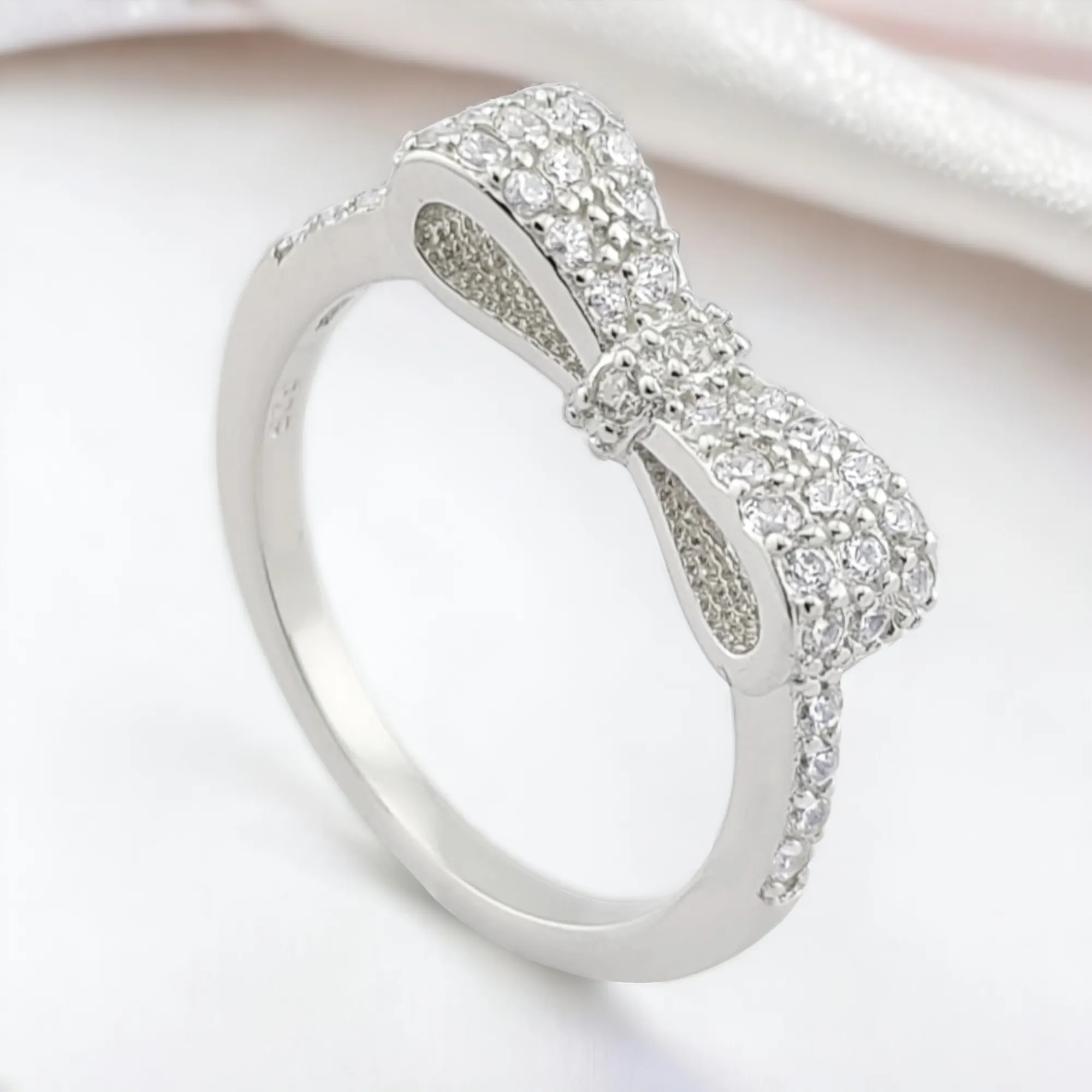 Fashion Women's 925 Sterling Silver Clear Stone CZ Bow Tie Ring