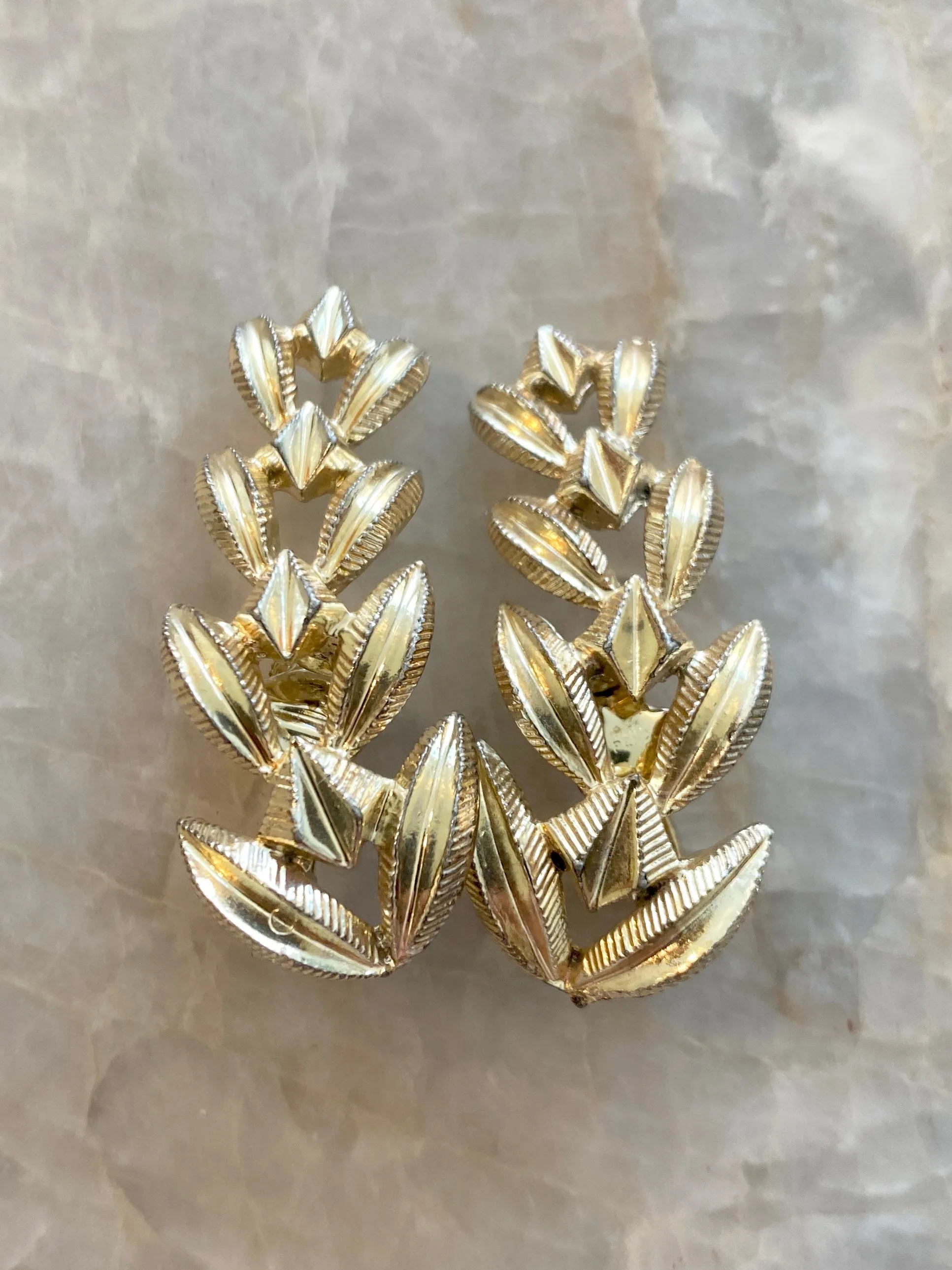 Leaf Climber Clip On Earrings (Vintage)