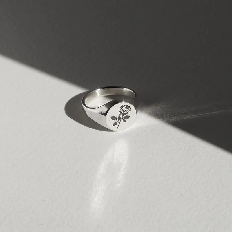 Rose Signet Ring in Sterling Silver